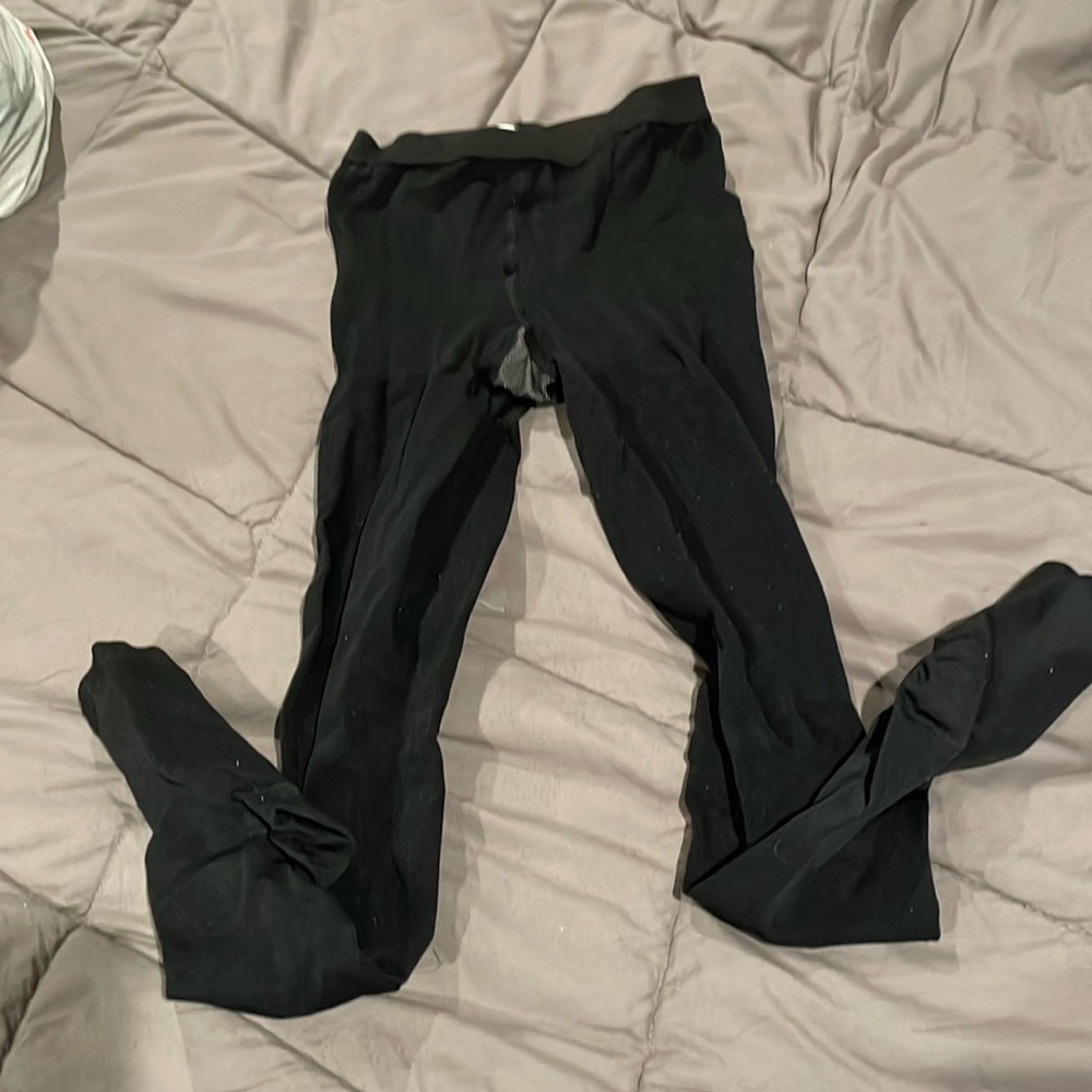 Compression pantyhose. 20-30mmHg